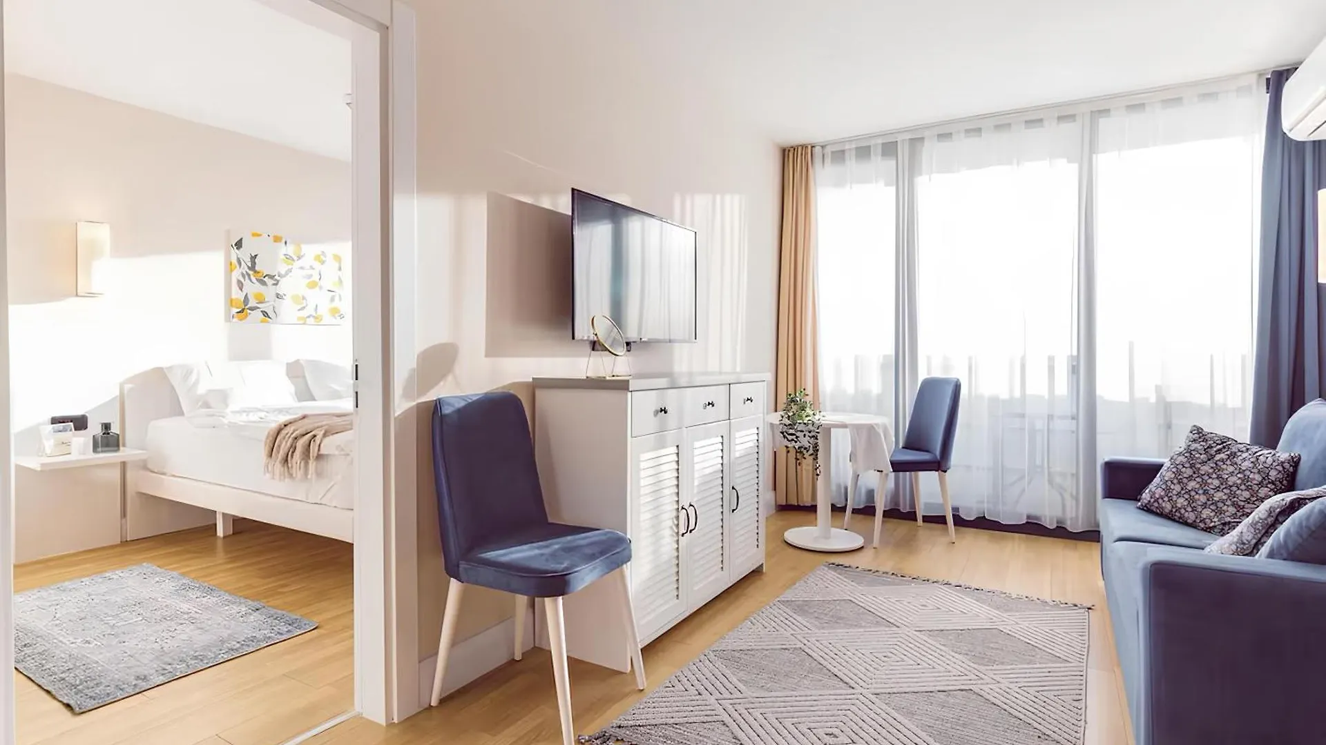 Seaview Suite With Panoramic View Batumi Gruzie