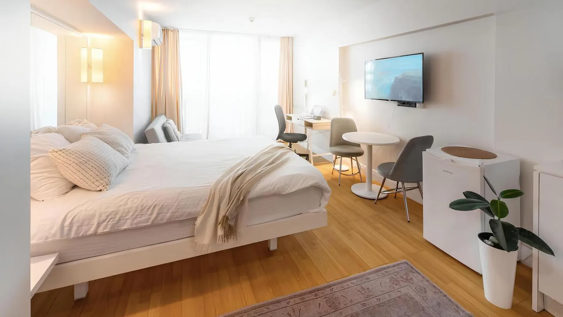 Seaview Suite With Panoramic View Batumi