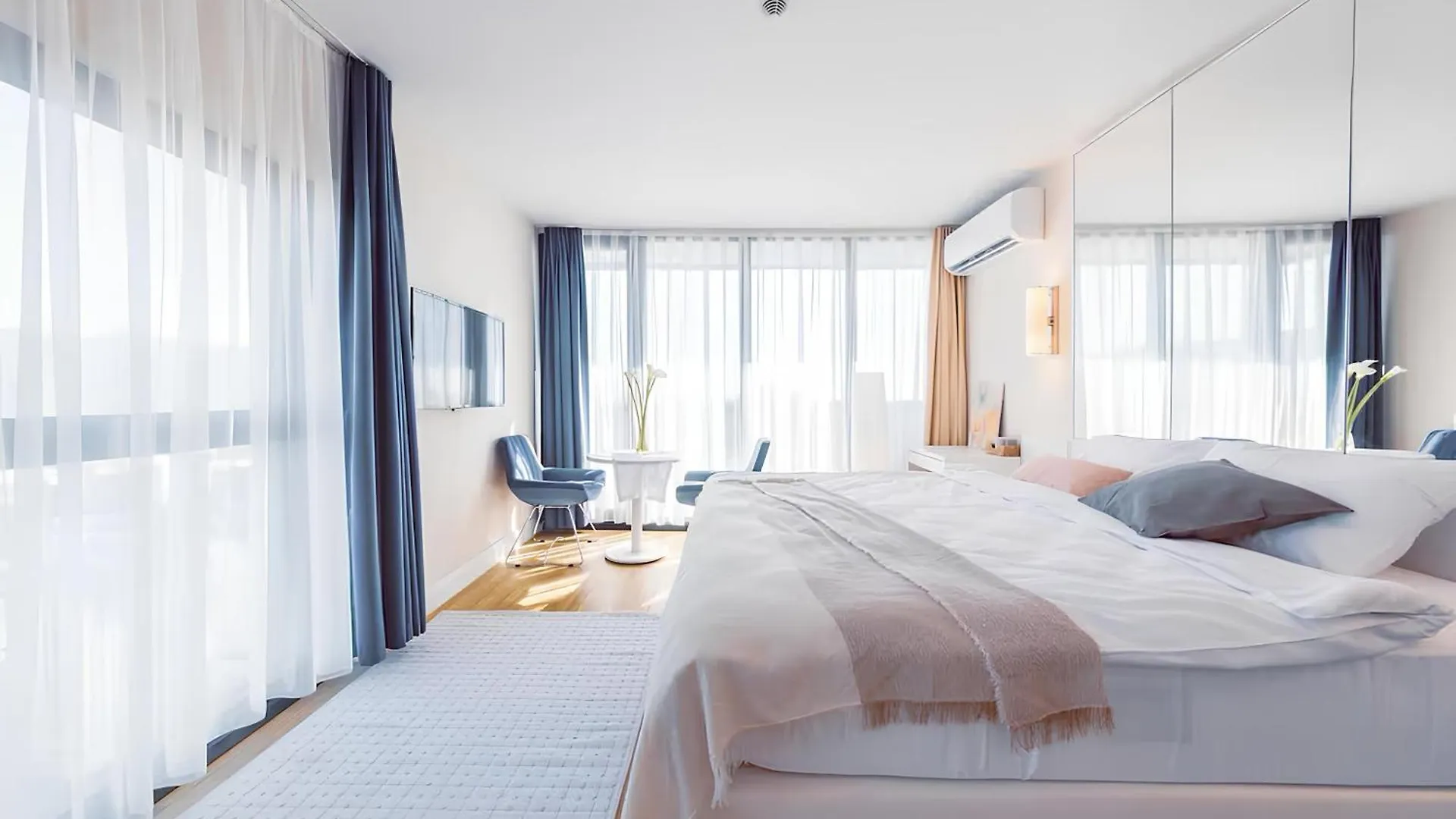 Seaview Suite With Panoramic View Batumi Apartmán